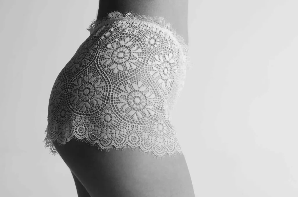 lingerie blanche 4.jpeg
